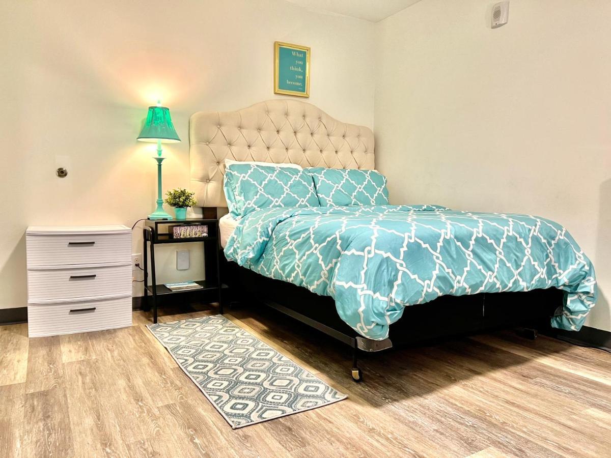 Private Room With Shared Bathroom On The 1St Floor 10 Minutes Walk To University Of Washington Seattle Bagian luar foto