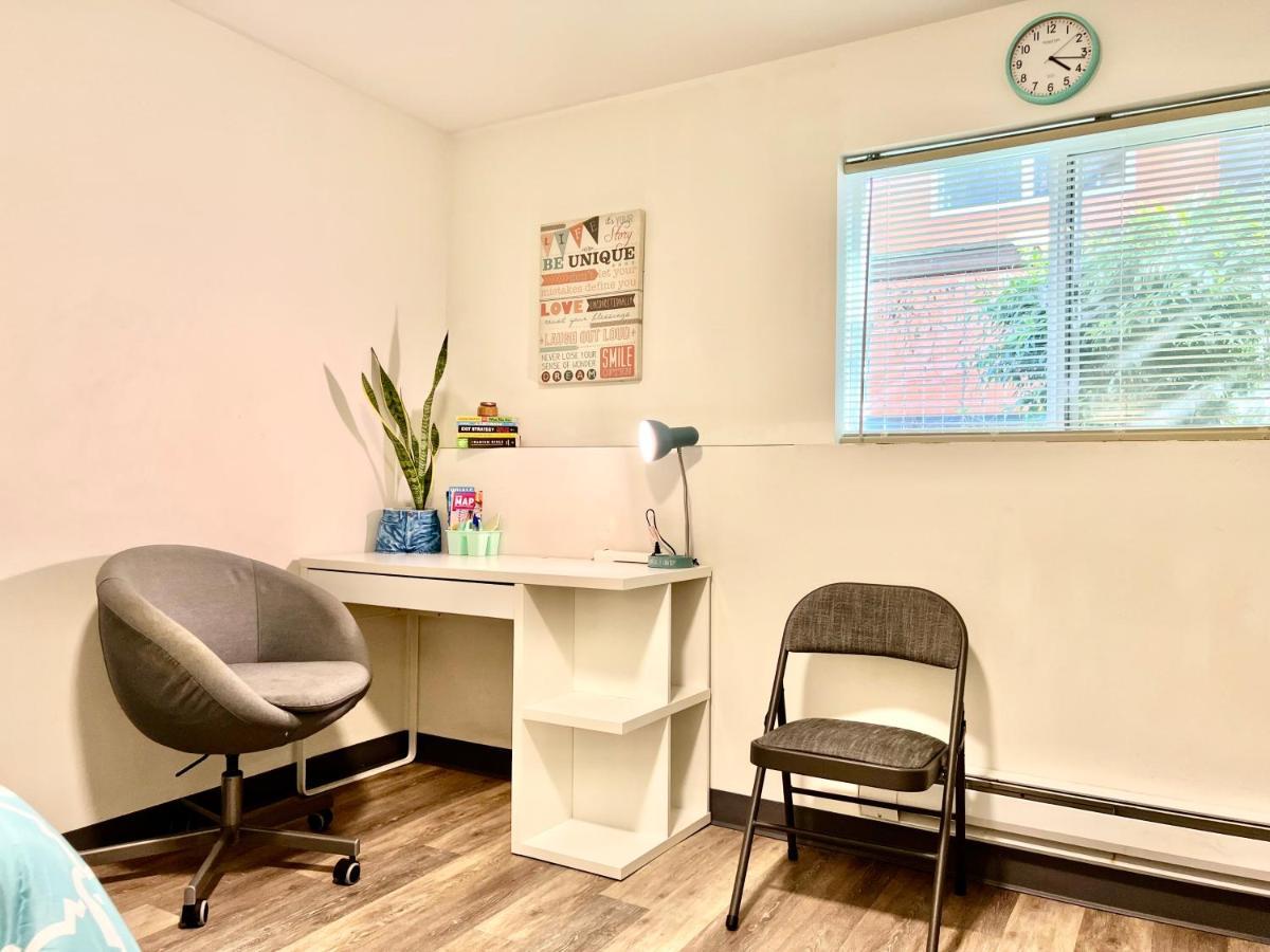 Private Room With Shared Bathroom On The 1St Floor 10 Minutes Walk To University Of Washington Seattle Bagian luar foto